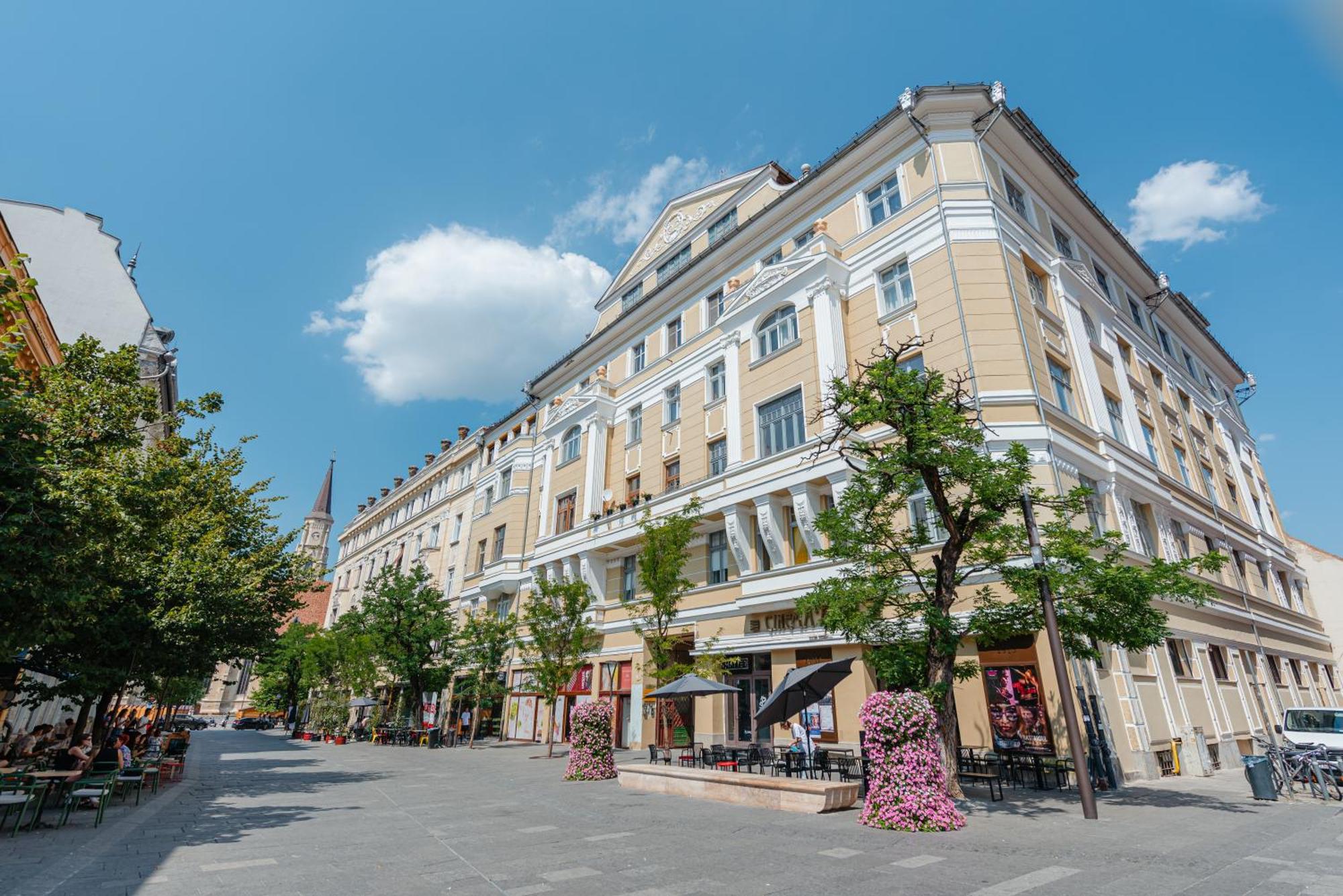 Old Town Square קלוז'-נאפוקה